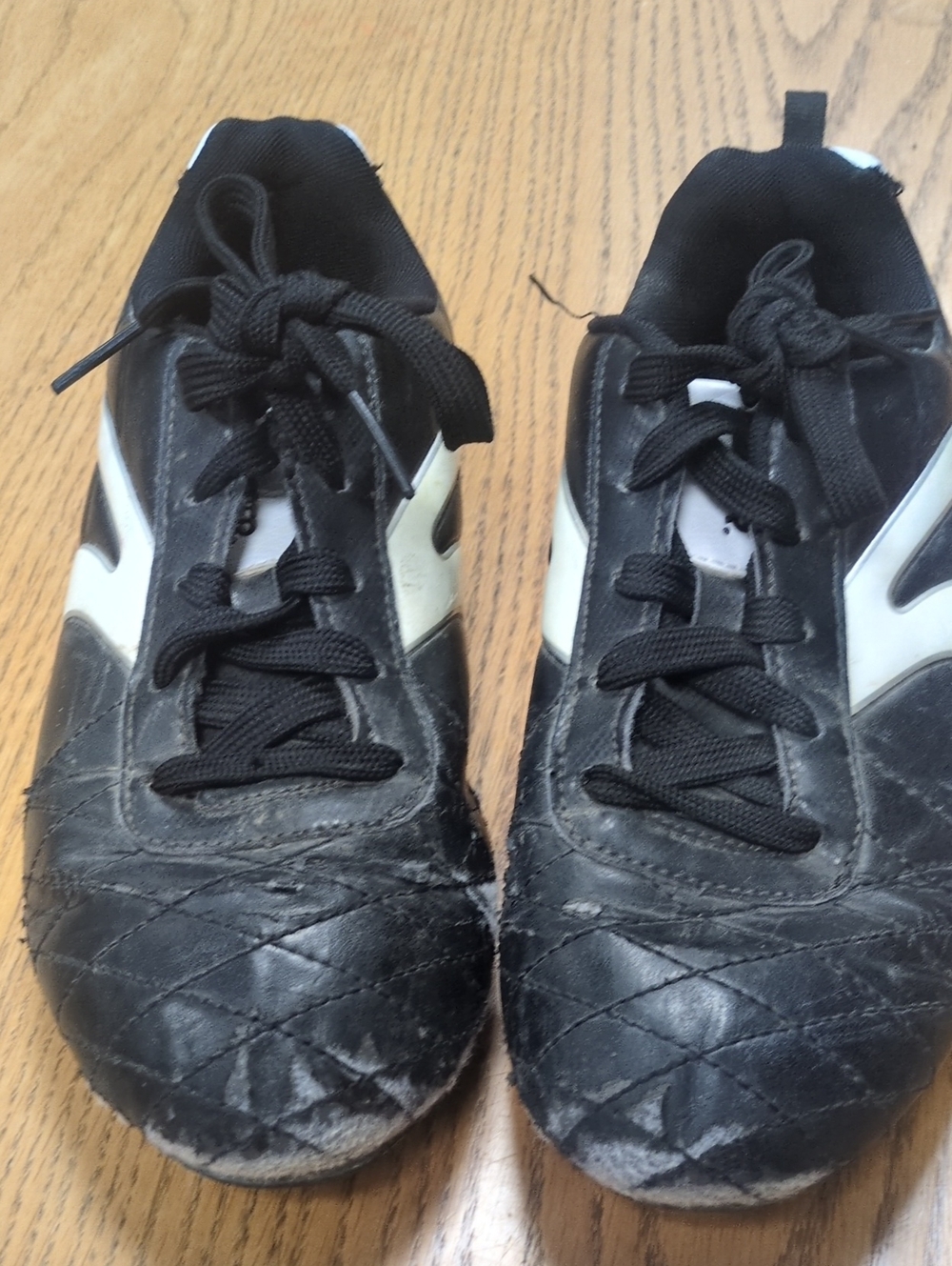 STARTER Black and White Kids Athletic Sneakers